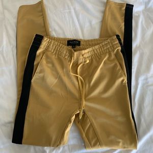 🆕 PacSun Joggers *View Description* 🚨